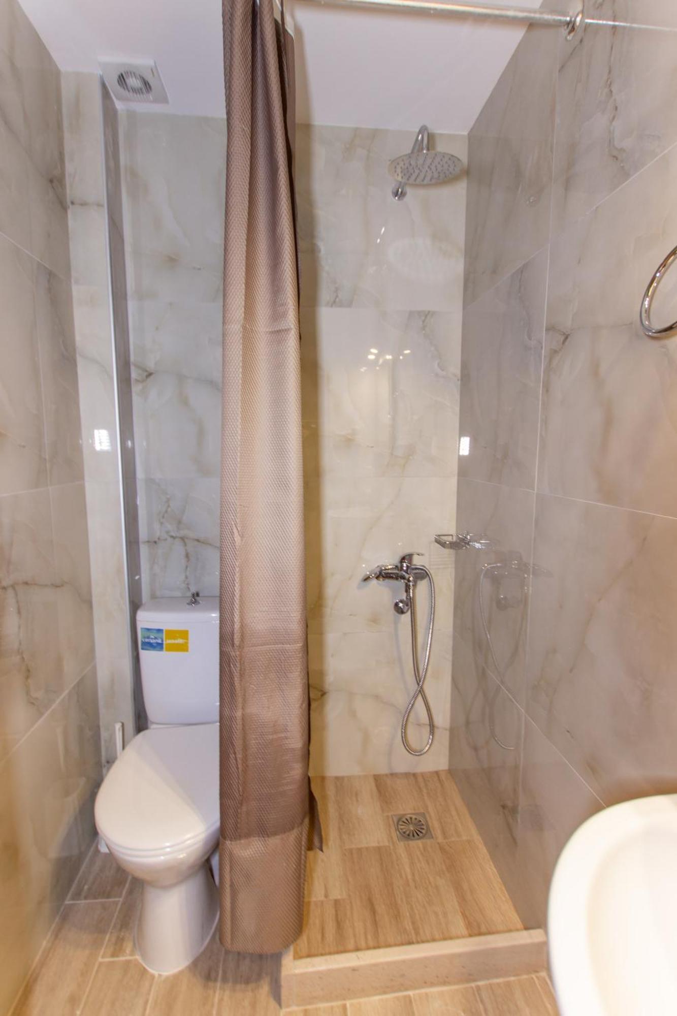 Athanasia Inn Nea Vrasna Luaran gambar