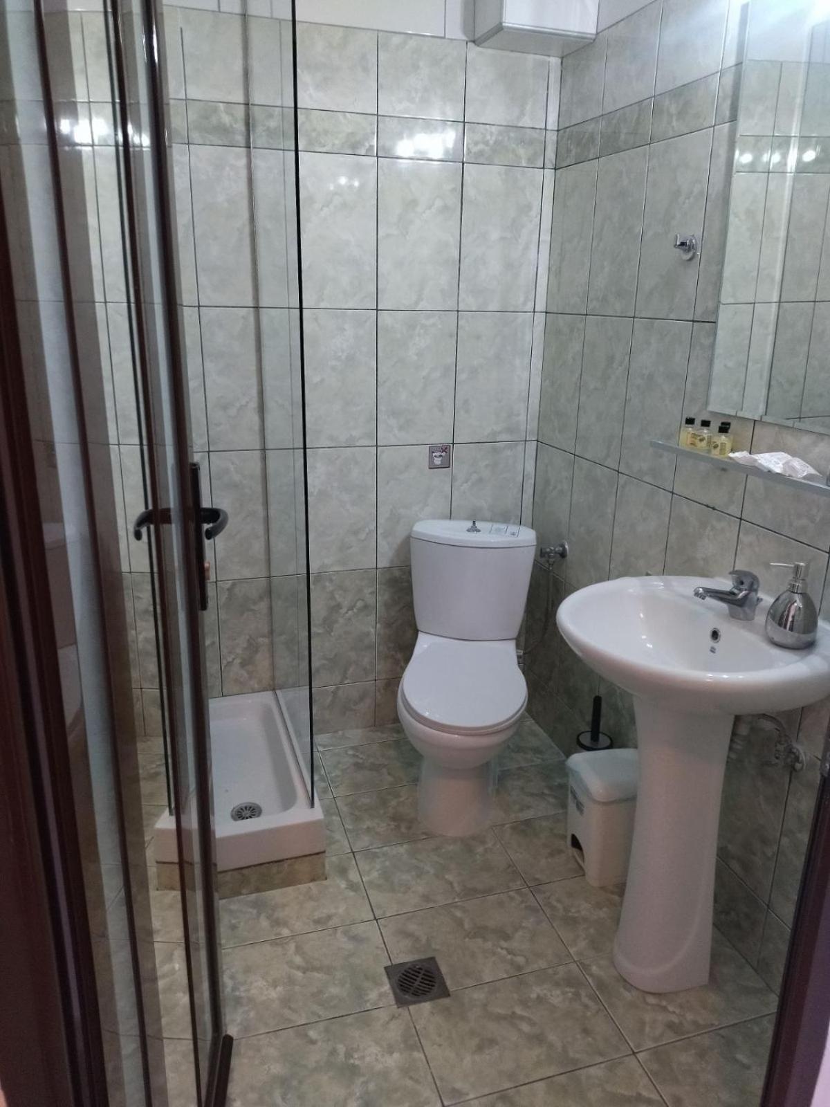 Athanasia Inn Nea Vrasna Luaran gambar