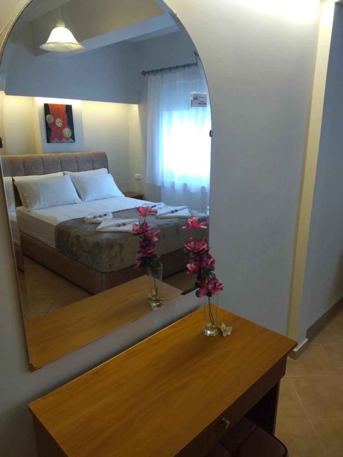 Athanasia Inn Nea Vrasna Luaran gambar